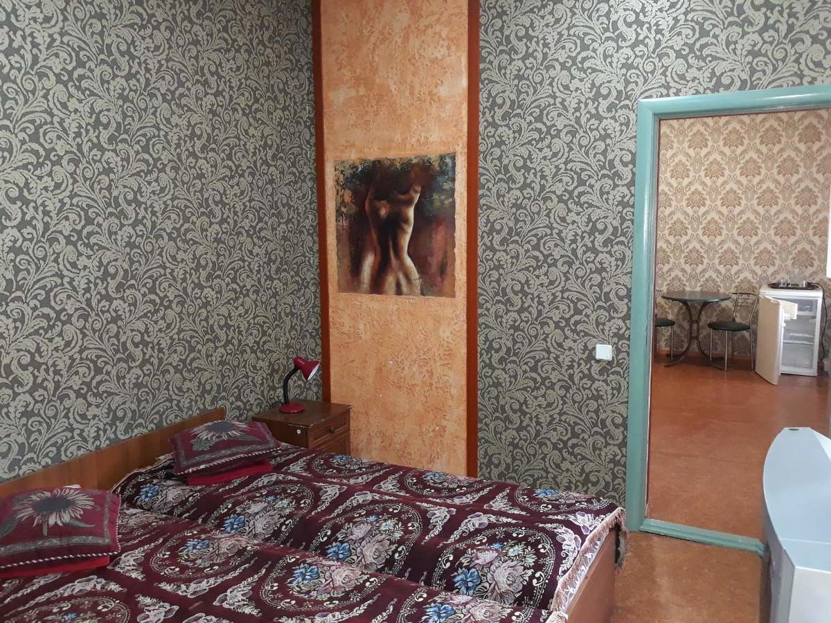 Eurolux Hotel Полтава Экстерьер фото