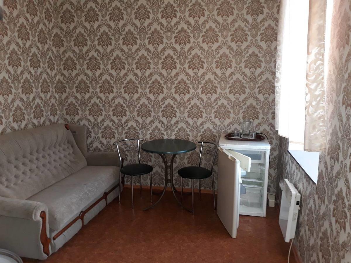 Eurolux Hotel Полтава Экстерьер фото