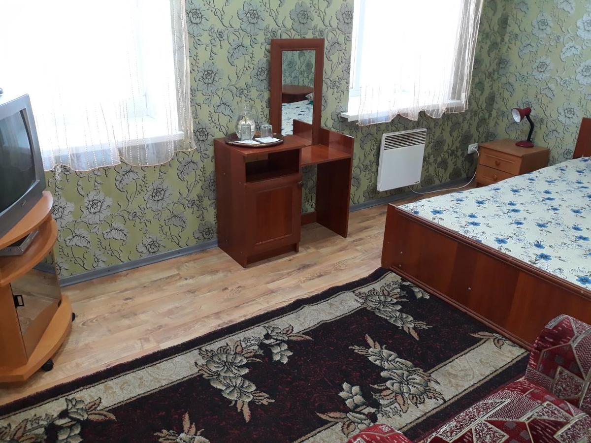 Eurolux Hotel Полтава Экстерьер фото